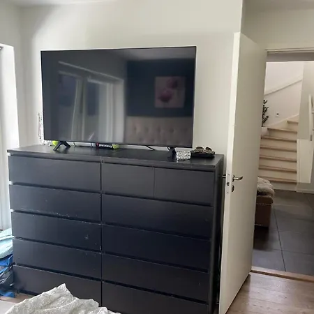 Fantastic Family House For 9 People